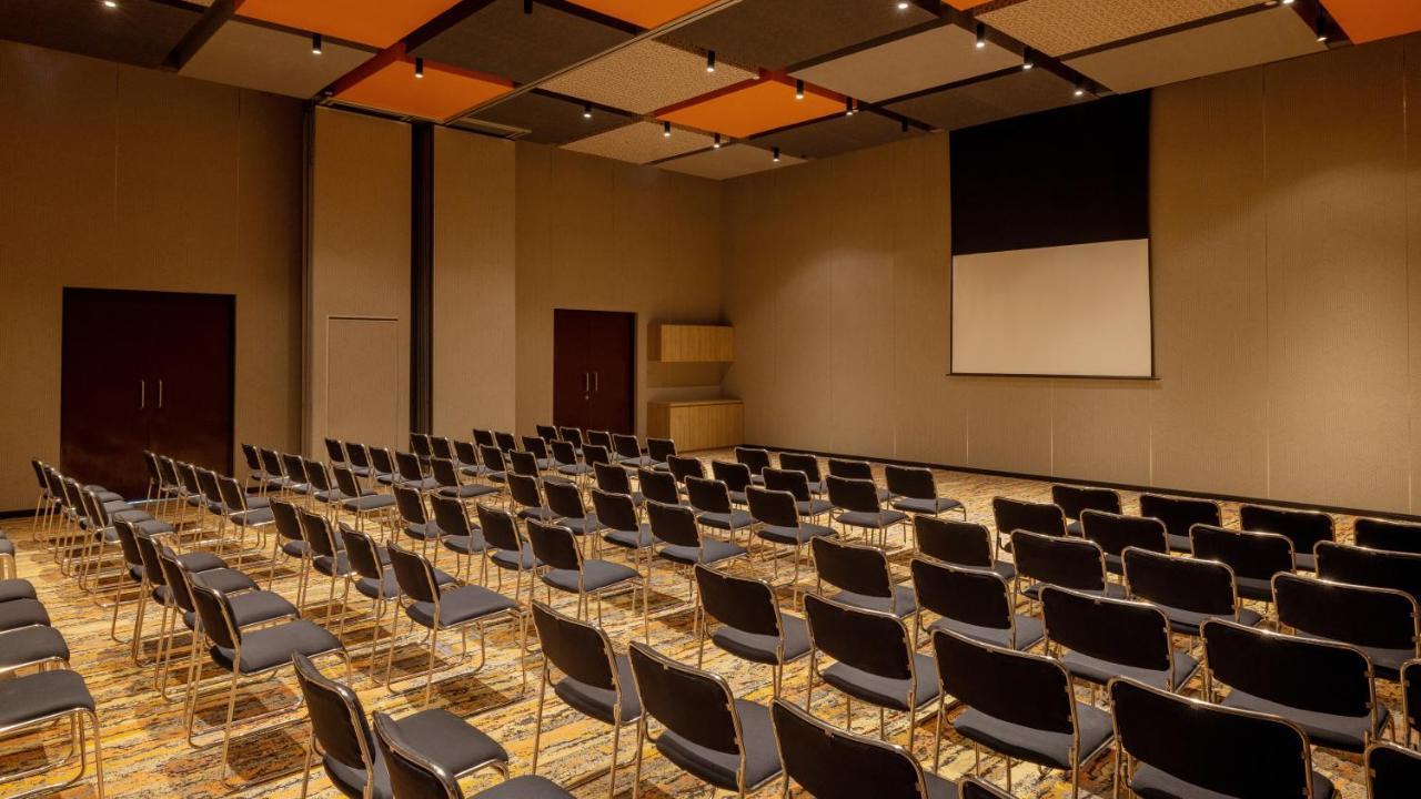 Ibis Thane - An Accor Brand Esterno foto
